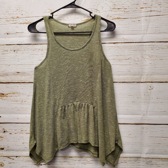Eyeshadow Tops - Eyeshadow Green Tank Top